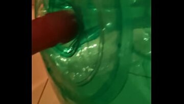 Día de verano caluroso: Cumshot on Giant XXL Inflable Beachball Shosu Looner
