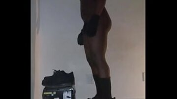 Desafío de botas de punta de acero: porno fetiche en solitario y zapato – Llamasr